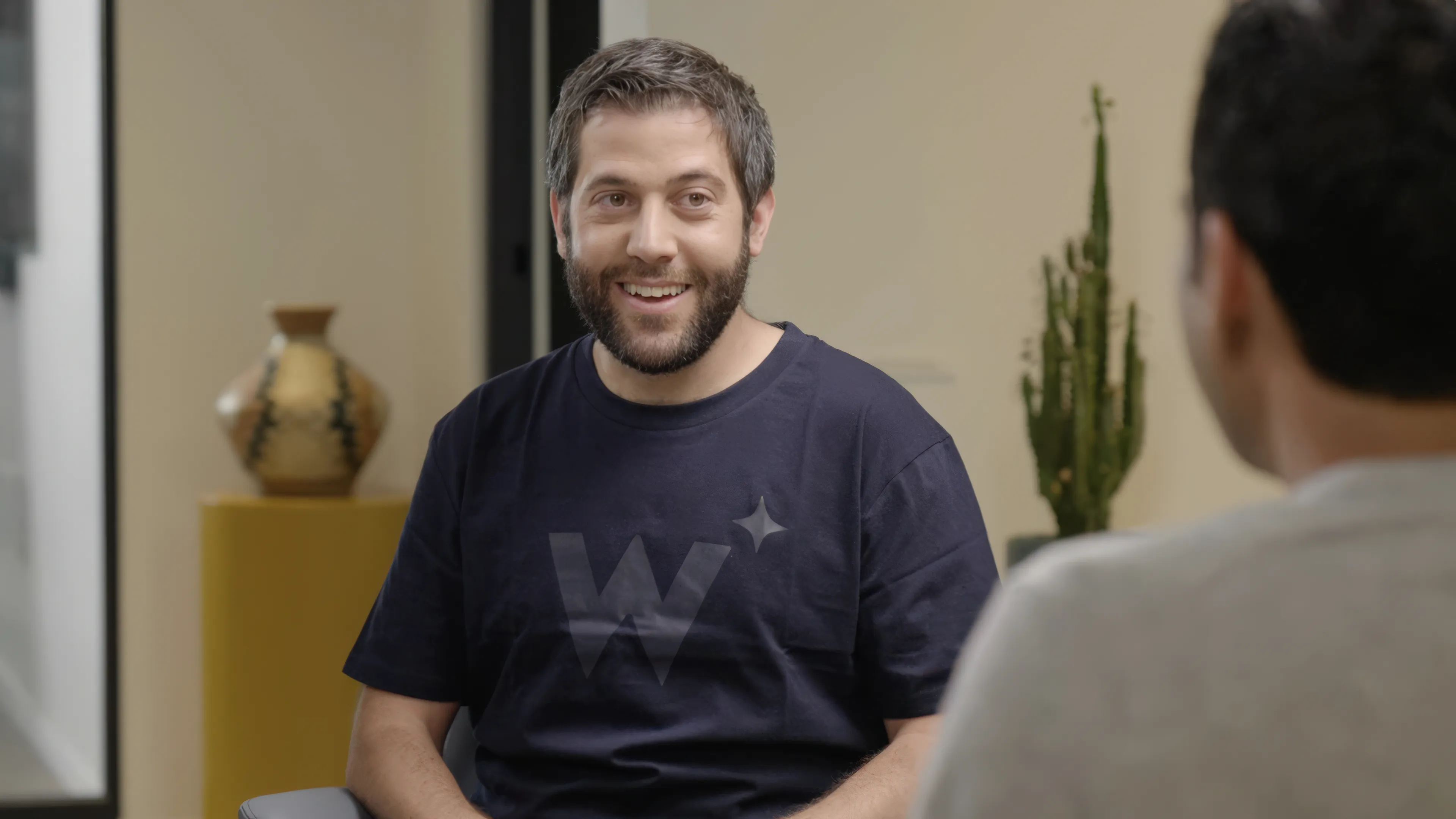 Index Ventures Partner Shardul Shah catches up with Ami Luttwak, CTO of Wiz, in the company's Tel Aviv office